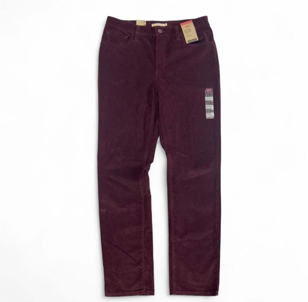 Levi's 724 High Rise Slim Straight Size 14 Medium Burgundy Corduroy Pants
